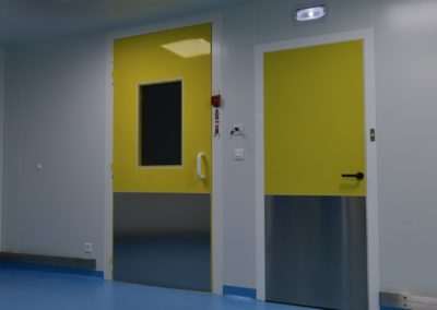 Porte étanche pour salle ultra-propreté