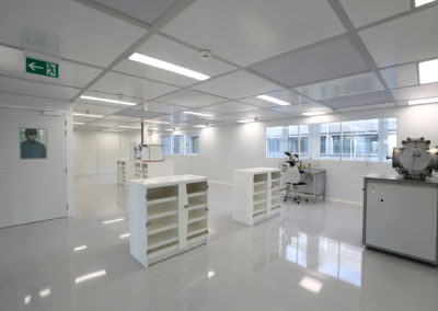 Mobilier de salle propre